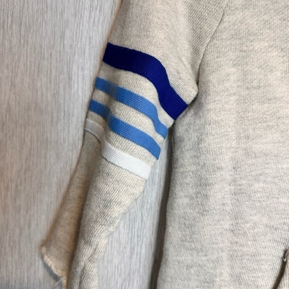 MOTHER The Square Tear Fray Sweatshirt in Multi Blues size XS - Picture 5 of 9